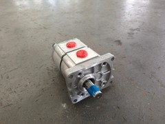 AGT YSRT14 Mini Skid Steer Loader Hydraulic Pump Brand New – Efficient