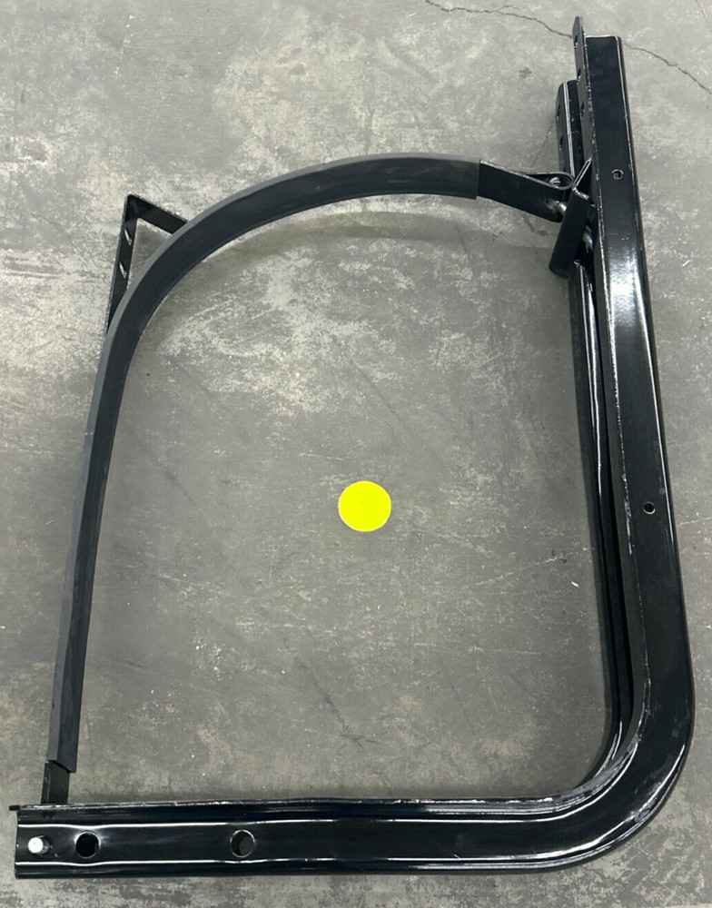NAVISTAR FUEL TANK L-SHAPED SUPPORT BRACKET ASSEMBLY 20-3/4″ X 18-3/8″
