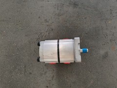AGT YSRT14 Mini Skid Steer Loader Hydraulic Pump Brand New – Efficient