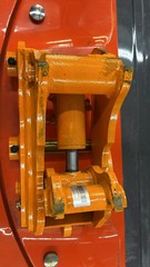 OEM YYKH-CFG40 CFG-40UF Hydraulic Quick Attach in Black