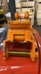 OEM YYKH-CFG40 CFG-40UF Hydraulic Quick Attach in Black