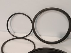 Lot of 12 Pieces – Unbranded Floating Seals and Gaskets, Varying Sizes and Types