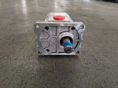 AGT YSRT14 Mini Skid Steer Loader Hydraulic Pump Brand New – Efficient
