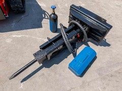 Mini Skid Steer Hydraulic Breaker 35mm Chisel Concrete Demolition Hammer